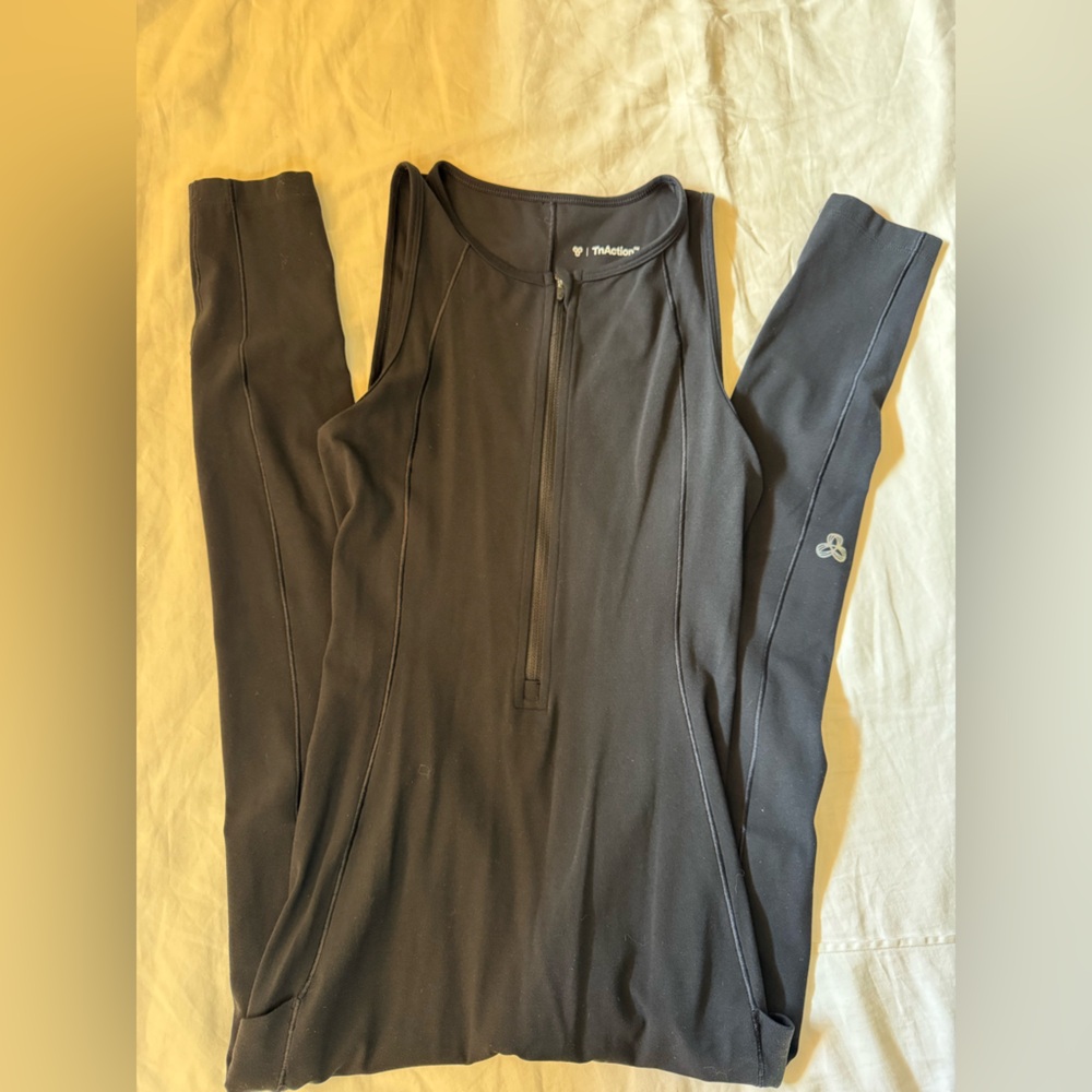 Tn action (xs)